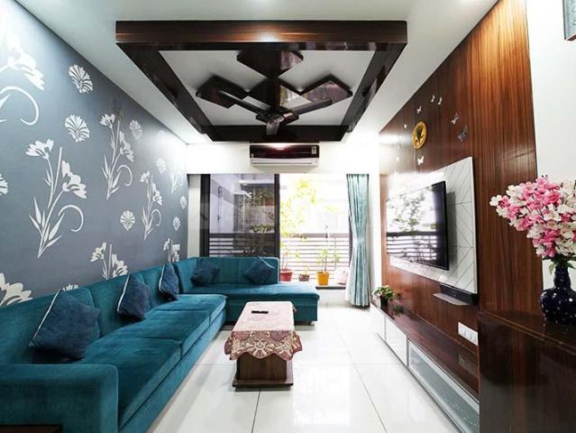 3 BHK Apartment in Vaishno Devi Circle for resale Ahmedabad. The reference number is 19632141