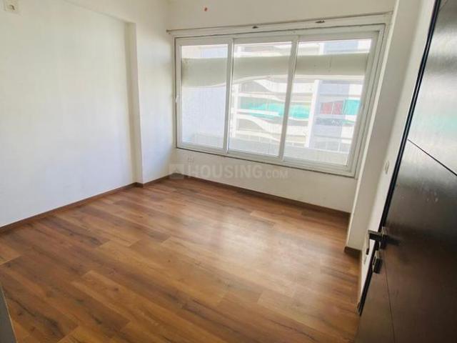 3 BHK Apartment in Vaishno Devi Circle for resale Ahmedabad. The reference number is 18473984