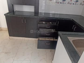 3 BHK Apartment in Valasaravakkam for rent Chennai. The reference number is 20032597