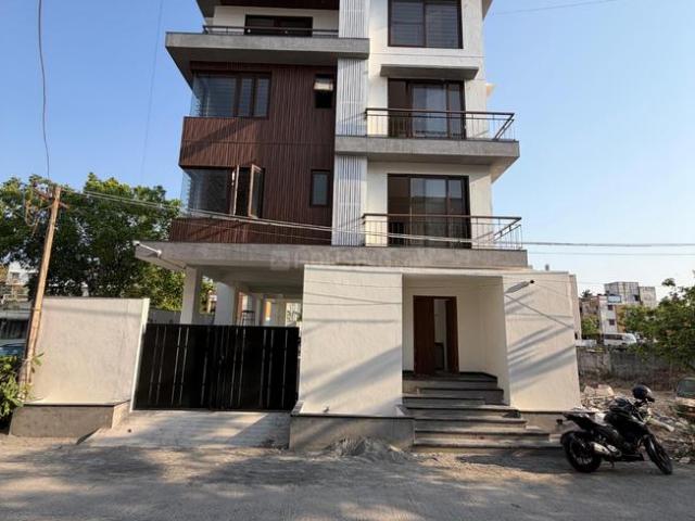 3 BHK Apartment in Valasaravakkam for rent Chennai. The reference number is 20428318