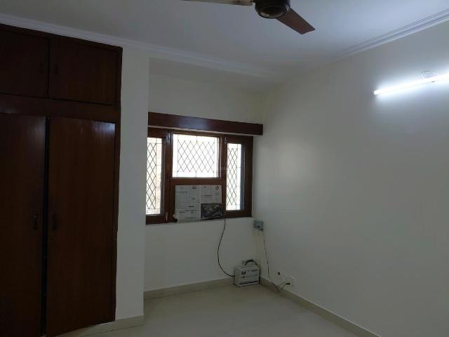 3 BHK Apartment in Vasant Kunj for rent New Delhi. The reference number is 19600417