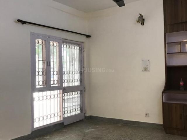 3 BHK Apartment in Vasant Kunj for rent New Delhi. The reference number is 11866945