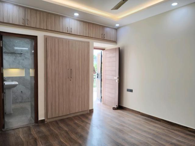 3 BHK Apartment in Vasant Kunj for rent New Delhi. The reference number is 20166591