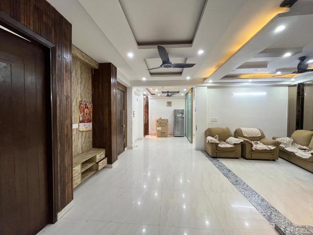 3 BHK Apartment in Vasant Kunj for rent New Delhi. The reference number is 20399319