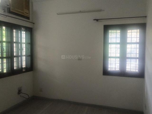 3 BHK Apartment in Vasant Kunj for rent New Delhi. The reference number is 20553035