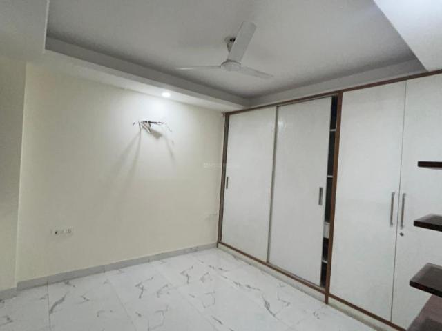 3 BHK Apartment in Vasant Kunj for rent New Delhi. The reference number is 21001311