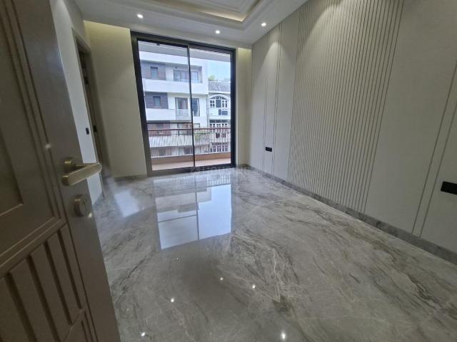 3 BHK Apartment in Vasant Kunj for rent New Delhi. The reference number is 21199144