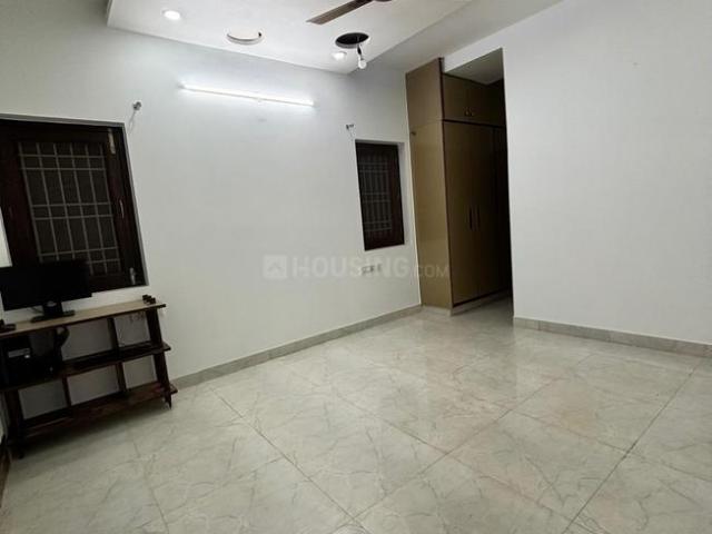 3 BHK Apartment in Vasant Kunj for rent New Delhi. The reference number is 21295008