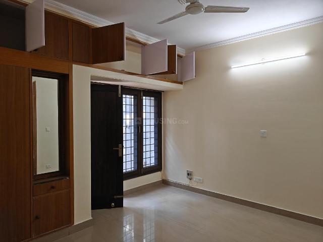 3 BHK Apartment in Vasant Kunj for rent New Delhi. The reference number is 21335508