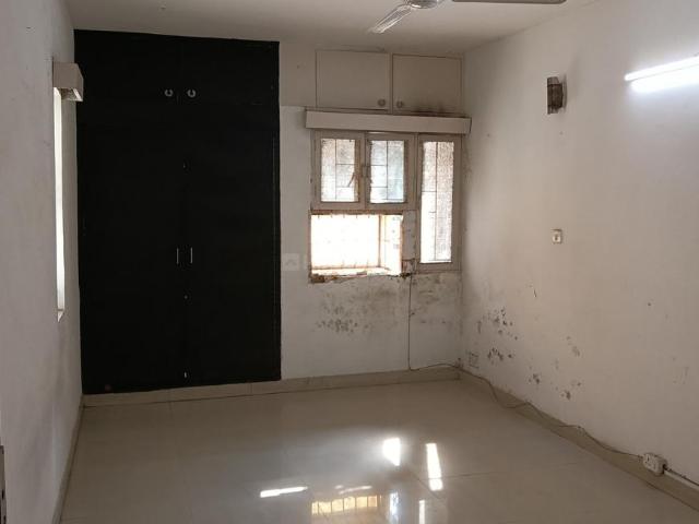 3 BHK Apartment in Vasant Kunj for rent New Delhi. The reference number is 21349807