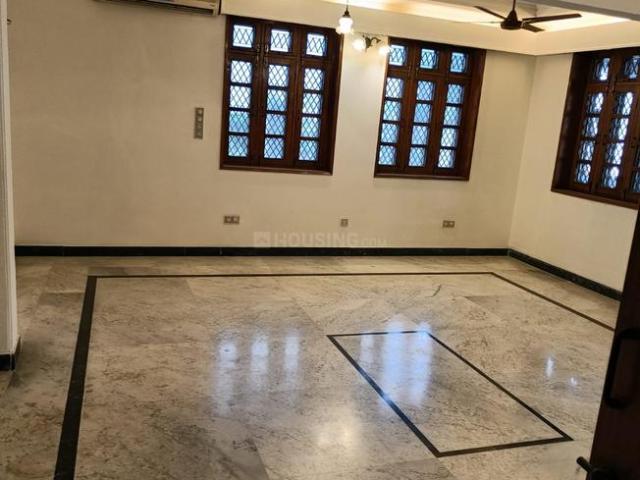 3 BHK Apartment in Vasant Kunj for resale New Delhi. The reference number is 12755464
