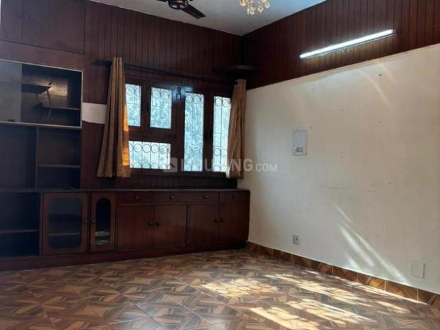 3 BHK Apartment in Vasant Kunj for resale New Delhi. The reference number is 19925684