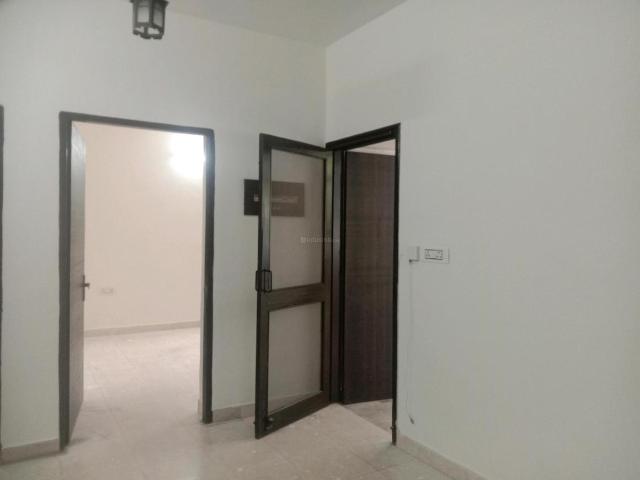3 BHK Apartment in Vasant Kunj for resale New Delhi. The reference number is 19031202