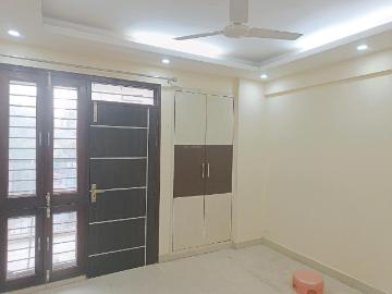 3 BHK Apartment in Vasant Kunj for resale New Delhi. The reference number is 19083109