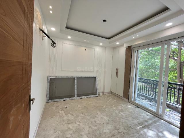 3 BHK Apartment in Vasant Kunj for resale New Delhi. The reference number is 20424738