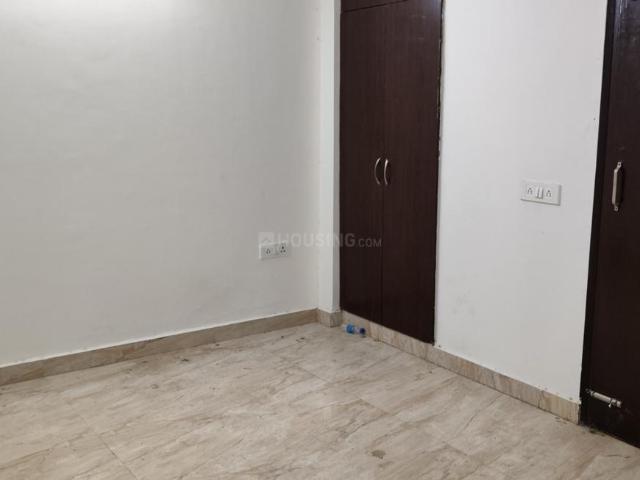3 BHK Apartment in Vasant Kunj for resale New Delhi. The reference number is 21004391