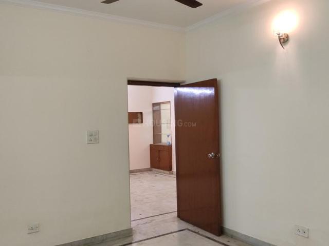 3 BHK Apartment in Vasant Kunj for resale New Delhi. The reference number is 21069601