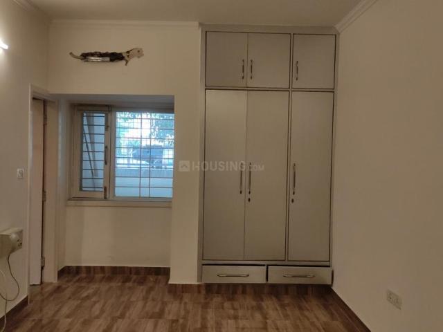 3 BHK Apartment in Vasant Kunj for resale New Delhi. The reference number is 21082151