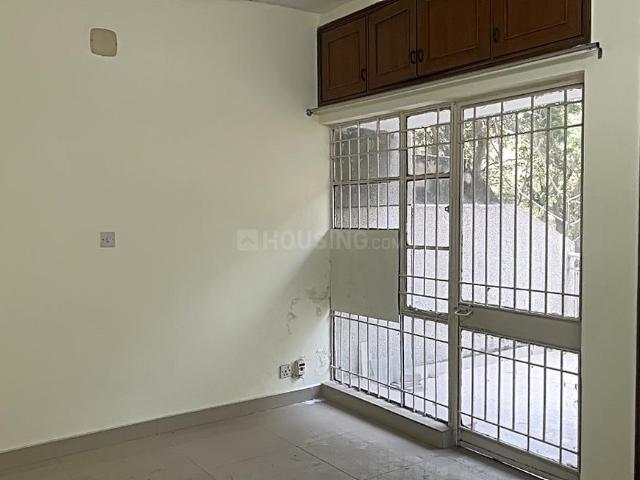 3 BHK Apartment in Vasant Kunj for resale New Delhi. The reference number is 19460463