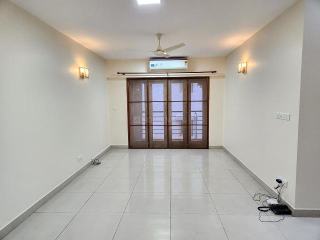 3 BHK Apartment in Vasanth Nagar for rent Bengaluru. The reference number is 21045742
