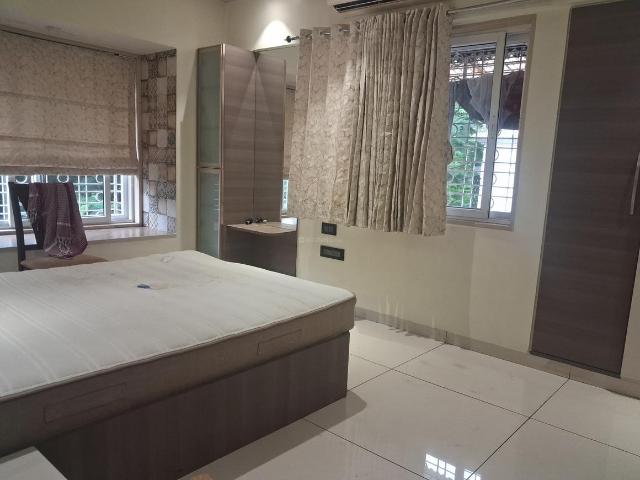 3 BHK Apartment in Vashi for rent Navi Mumbai. The reference number is 20951178