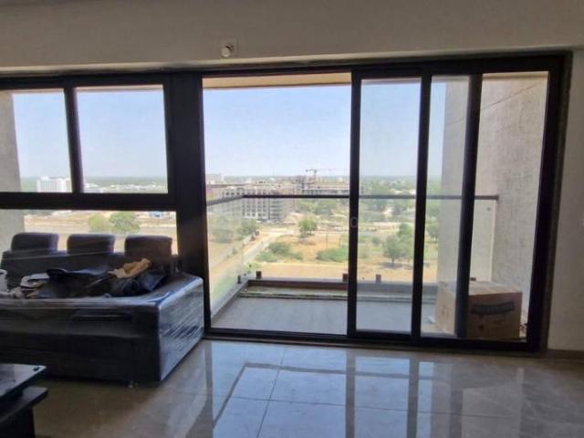 3 BHK Apartment in Vasna for rent Ahmedabad. The reference number is 20105123