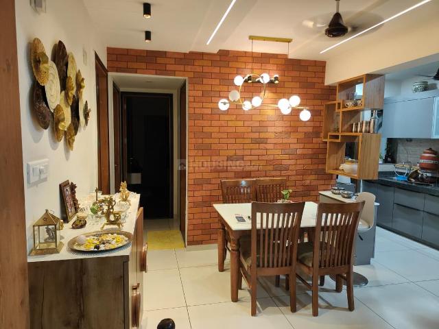 3 BHK Apartment in Vastrapur for rent Ahmedabad. The reference number is 18305095