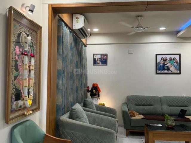 3 BHK Apartment in Vastrapur for rent Ahmedabad. The reference number is 19702788