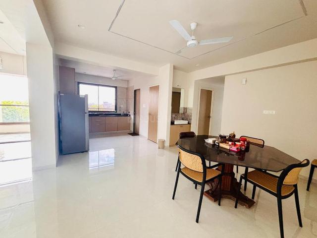 3 BHK Apartment in Vastrapur for rent Ahmedabad. The reference number is 21304731