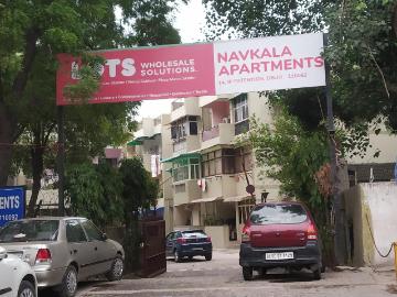 Flat for sale in Mayur County