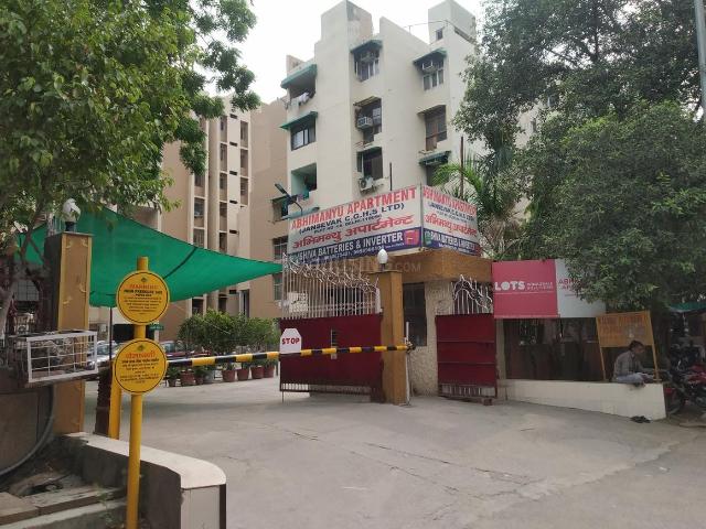 3 BHK Apartment in Vasundhara Enclave for resale New Delhi. The reference number is 20969485