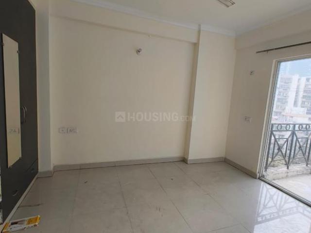 3 BHK Apartment in Vasundhara for rent Ghaziabad. The reference number is 19445145