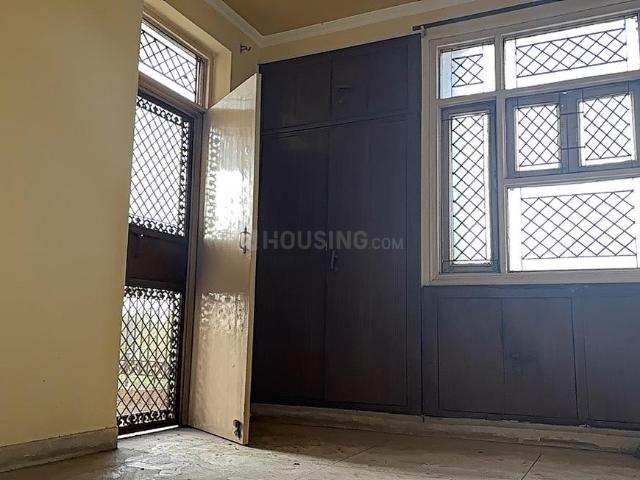 3 BHK Apartment in Vasundhara for rent Ghaziabad. The reference number is 19518474