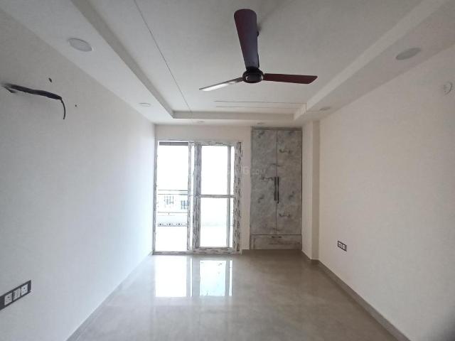 3 BHK Apartment in Vasundhara for resale Ghaziabad. The reference number is 21042500