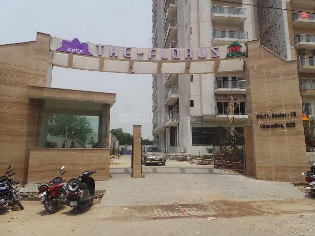 3 BHK Apartment in Vasundhara for resale Ghaziabad. The reference number is 21191952