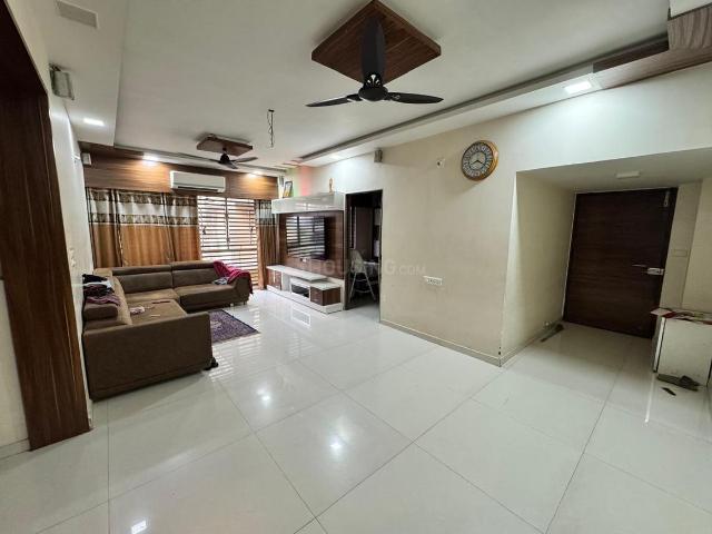 3 BHK Apartment in Vejalpur for resale Ahmedabad. The reference number is 20115469