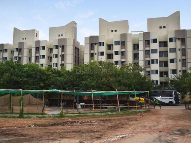 3 BHK Apartment in Vejalpur for resale Ahmedabad. The reference number is 18385645