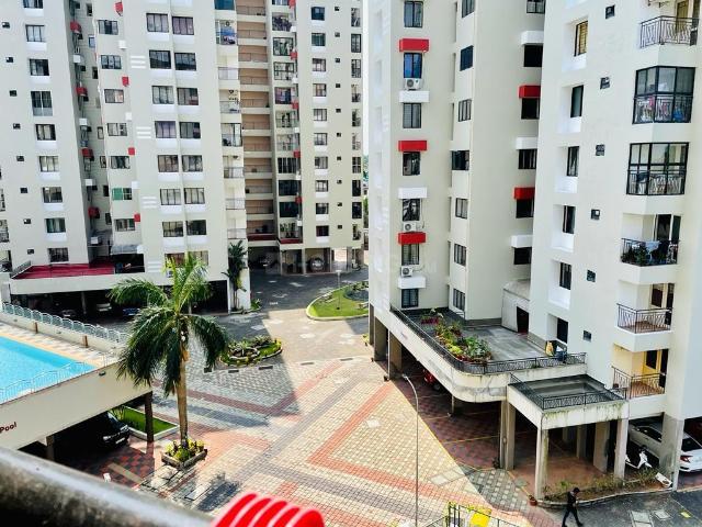 3 BHK Apartment in Vennala for resale Kochi. The reference number is 21325104