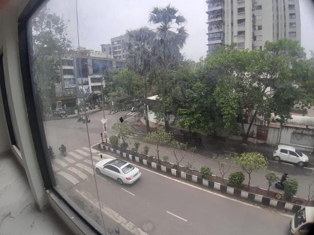 3 BHK Apartment in Vesu for rent Surat. The reference number is 17230718
