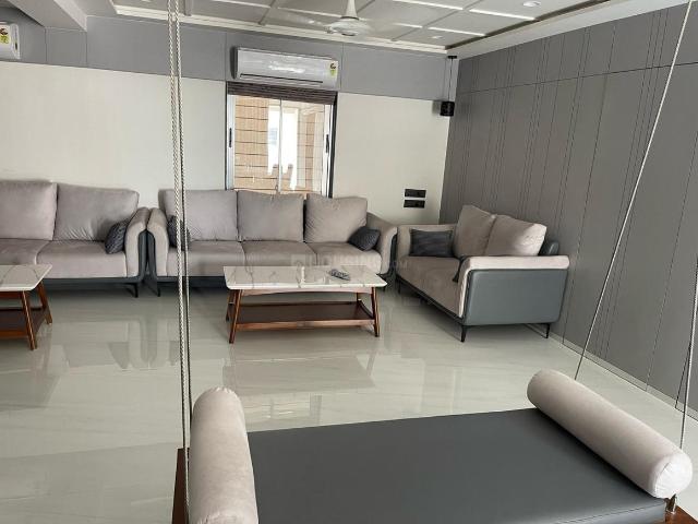 3 BHK Apartment in Vesu for rent Surat. The reference number is 18848681
