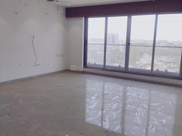 3 BHK Apartment in Vesu for rent Surat. The reference number is 19063304
