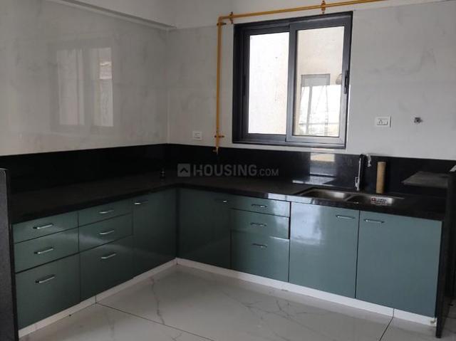 3 BHK Apartment in Vesu for rent Surat. The reference number is 19937809