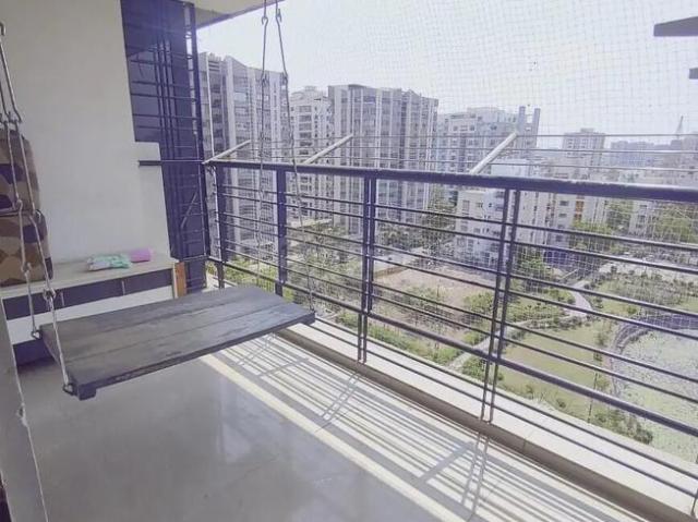 3 BHK Apartment in Vesu for rent Surat. The reference number is 21374237