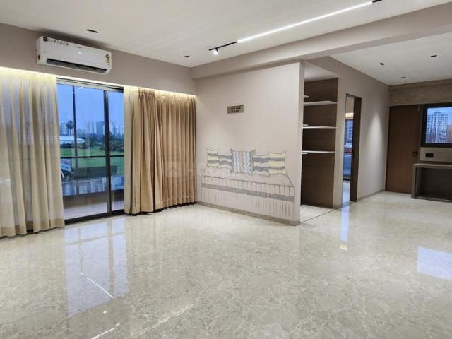 3 BHK Apartment in Vesu for resale Surat. The reference number is 15310398