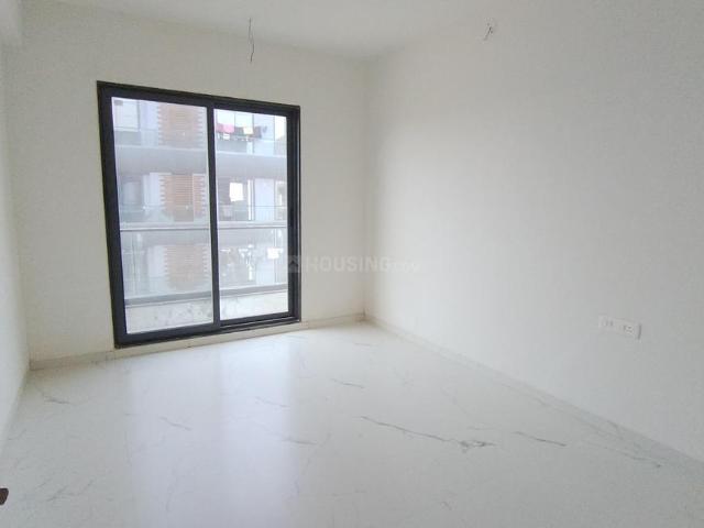 3 BHK Apartment in Vesu for resale Surat. The reference number is 20060787