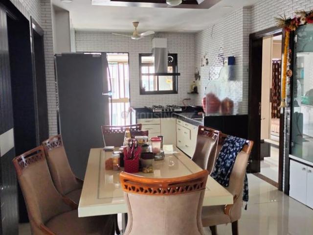 3 BHK Apartment in Vesu for resale Surat. The reference number is 20310280