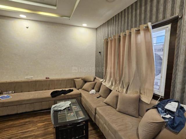 3 BHK Apartment in Vijay Nagar for rent Indore. The reference number is 20566099