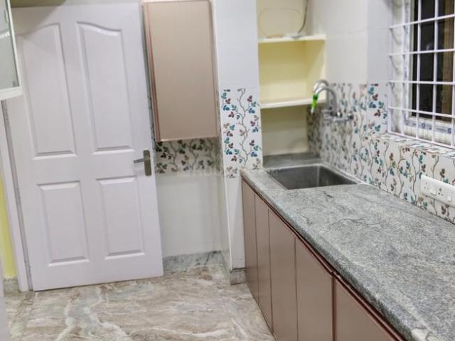 3 BHK Apartment in Vijaya Nagar Colony for rent Hyderabad. The reference number is 21342129