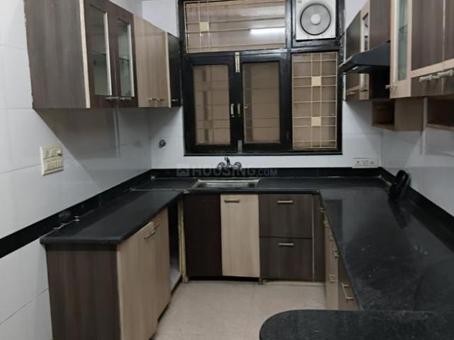 3 BHK Apartment in Vikas Nagar for rent Lucknow. The reference number is 20565703