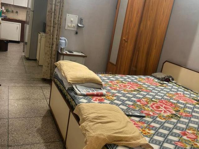 3 BHK Apartment in Vikaspuri for resale New Delhi. The reference number is 19250955